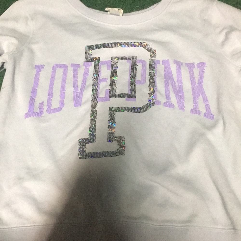Love pink sweatshirt